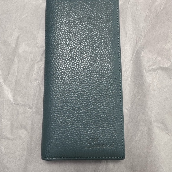 Lavemi Teal Textured Wallet - Picture 1 of 5